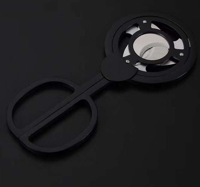 The Leaf Shutter Cigar Scissor