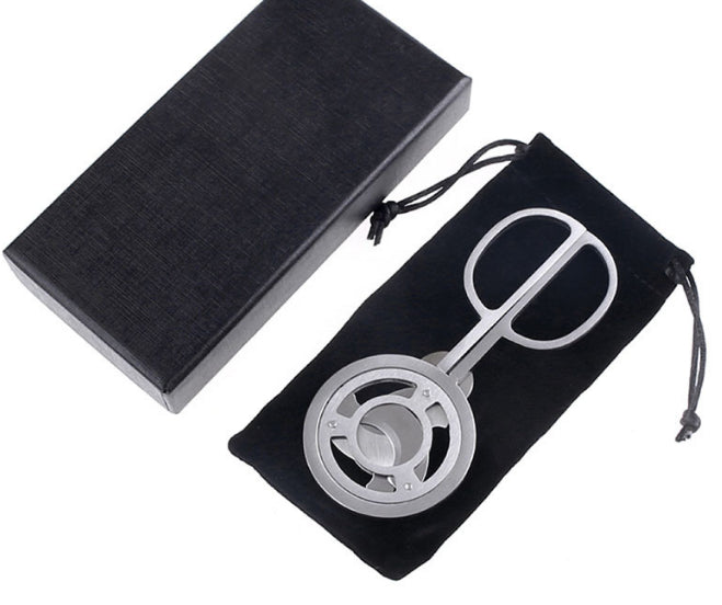 The Leaf Shutter Cigar Scissor