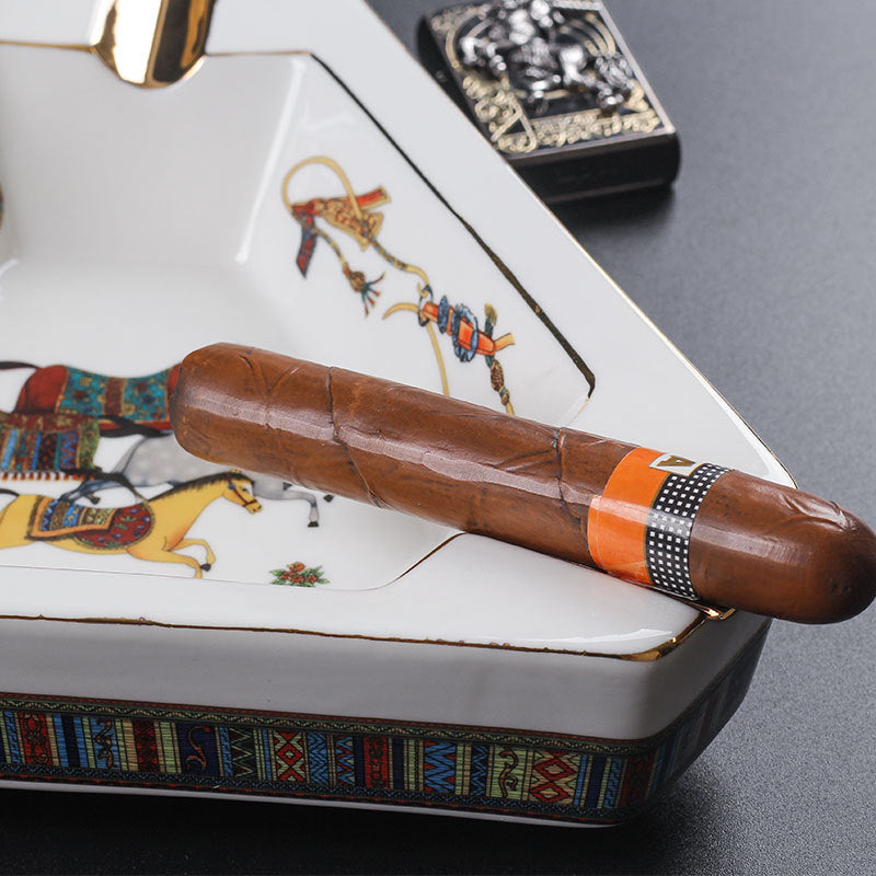 Caballos Triangular Ashtray