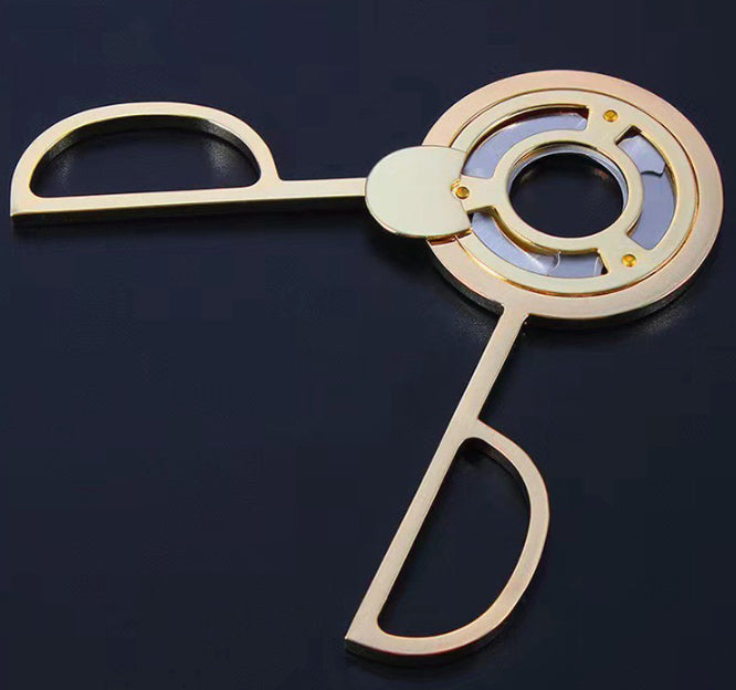 The Leaf Shutter Cigar Scissor